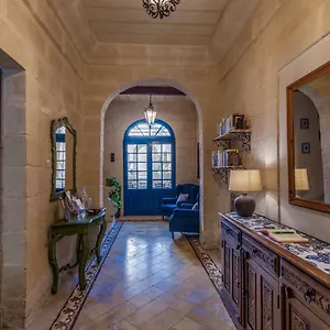 The Stonehouse 3* St. Julian's