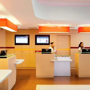 Ibis Paris La Defense Esplanade 3* Courbevoie